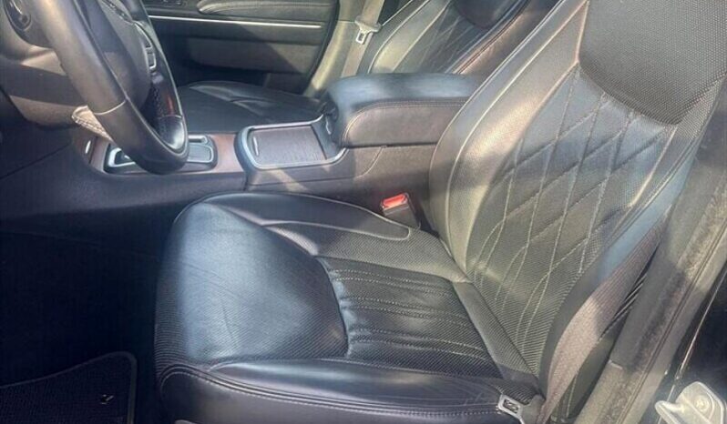 
								2019 Chrysler 300 Series C 5.7L Hemi V8 full									