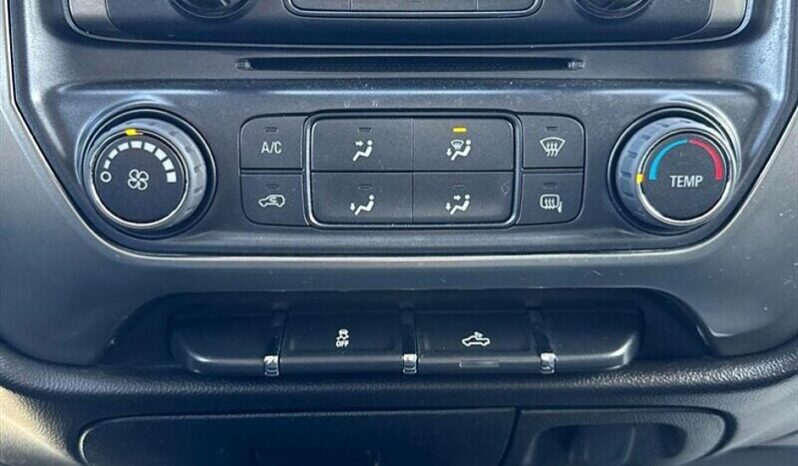 
								2019 Chevrolet Silverado 1500 LD LT full									