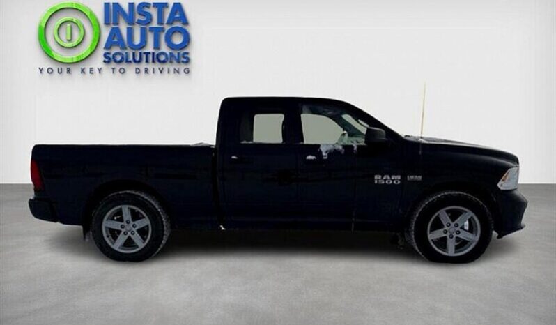 
								2017 RAM 1500 Express full									
