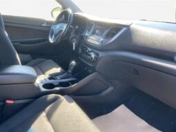 
										2017 Hyundai TUCSON SE full									