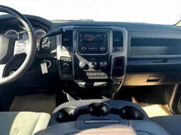 
										2018 RAM 1500 ST full									
