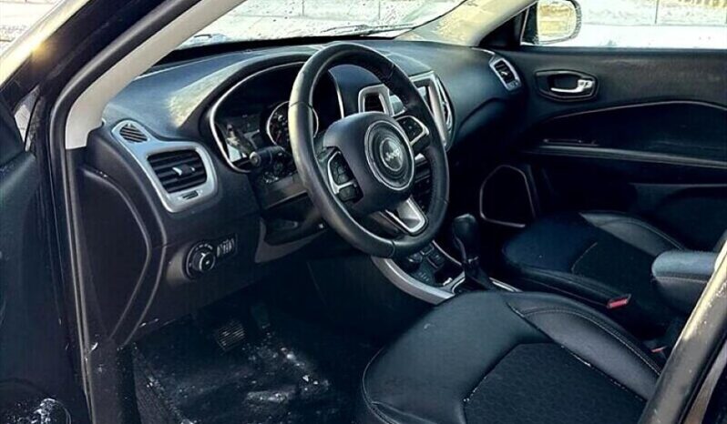 
								2018 Jeep Compass North full									