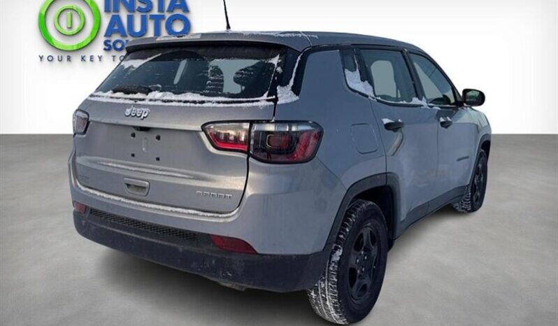 
								2022 Jeep Compass Sport full									