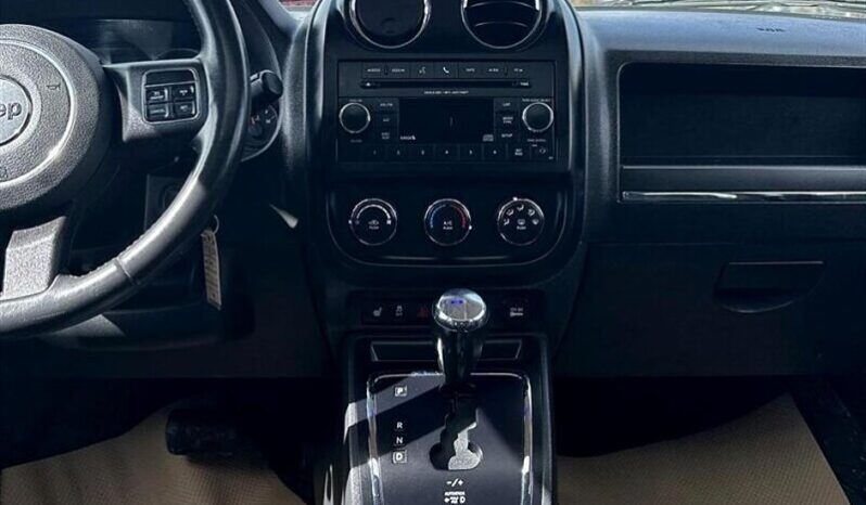 
								2016 Jeep Patriot High Altitude full									