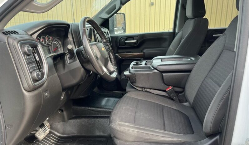 
								2021 Chevrolet Silverado 3500 LT Diesel Crew Cab Longbox full									