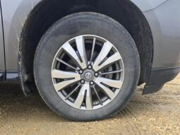 
										2018 Nissan Pathfinder S full									