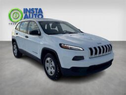 
										2016 Jeep Cherokee Sport full									