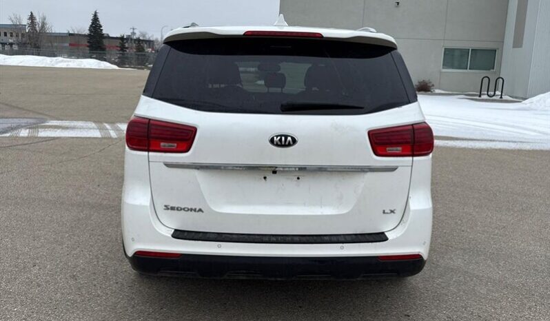 
								2020 Kia Sedona LX full									