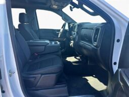 
										2020 Chevrolet Silverado 1500 RST full									