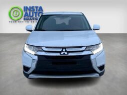 
										2018 Mitsubishi Outlander ES full									