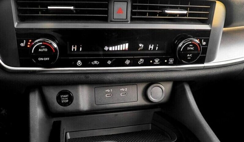 
								2024 Nissan Rogue SV full									