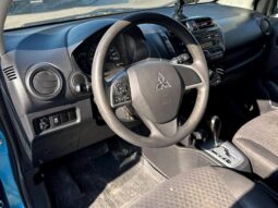 
										2017 Mitsubishi Mirage ES full									