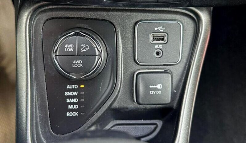 
								2017 Jeep Compass Trailhawk full									