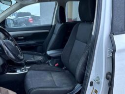 
										2018 Mitsubishi Outlander ES full									