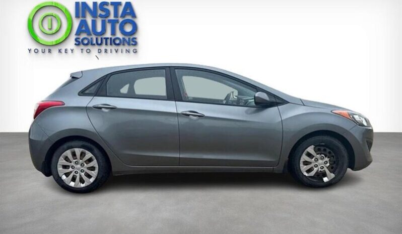 
								2016 Hyundai ELANTRA GT GL full									