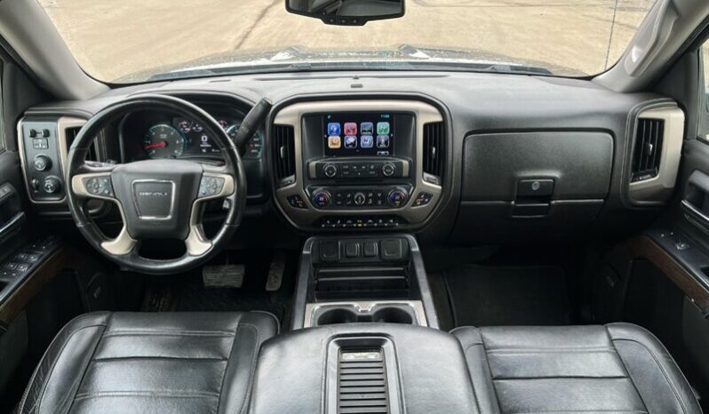 
								2018 GMC Sierra 1500 Denali full									