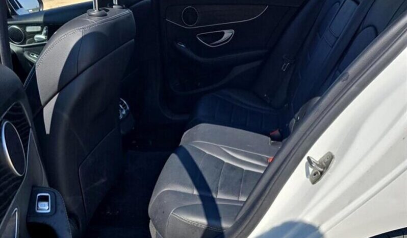 
								2017 Mercedes-Benz C-Class C 300 4MATIC full									