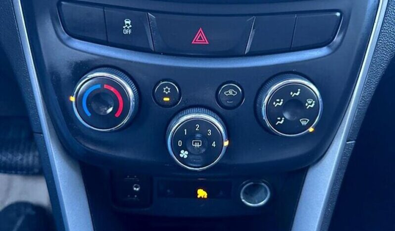 
								2017 Chevrolet Trax LT full									