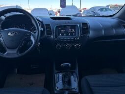 
										2018 Kia Forte S full									