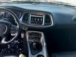 
										2019 Dodge Challenger SXT full									