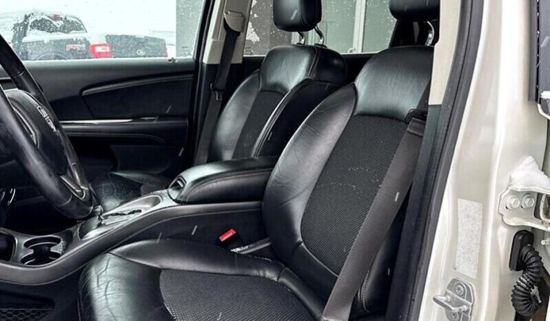 
								2018 Dodge Journey Crossroad full									