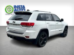 
										2018 Jeep Grand Cherokee Laredo full									