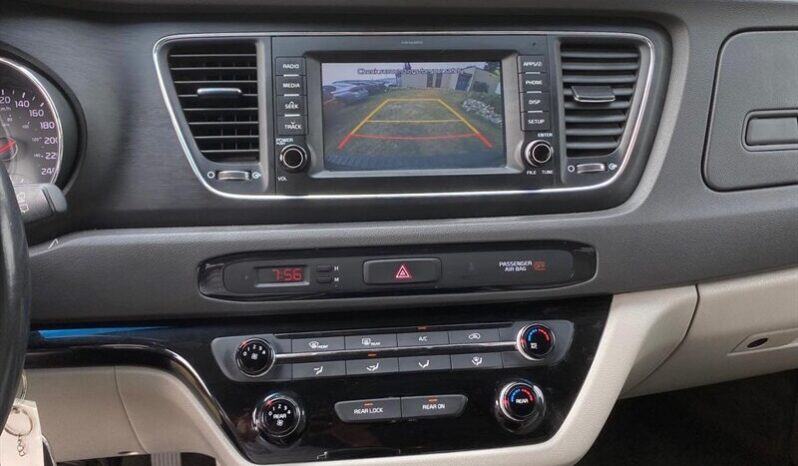 
								2017 Kia Sedona LX full									