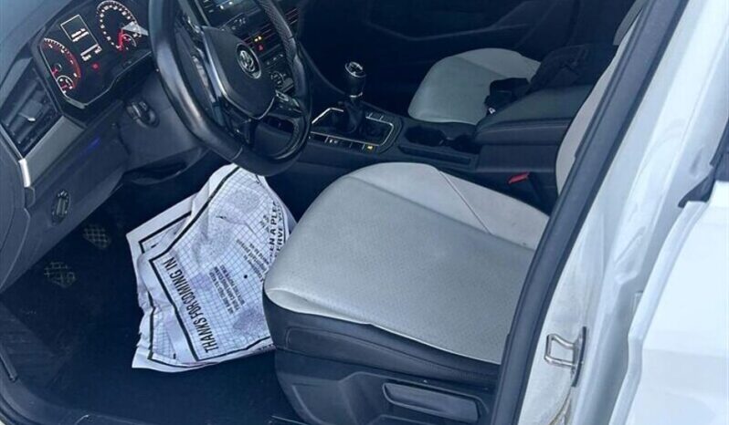 
								2019 Volkswagen Jetta Highline full									