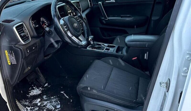 
								2020 Kia Sportage EX full									