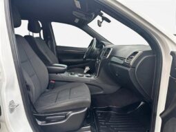 
										2018 Jeep Grand Cherokee Laredo full									