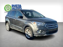 
										2018 Ford Escape SE full									