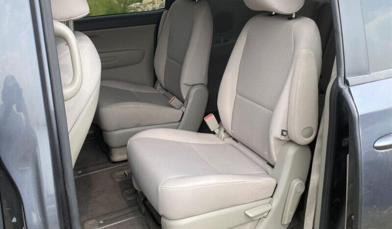 
								2017 Kia Sedona LX full									