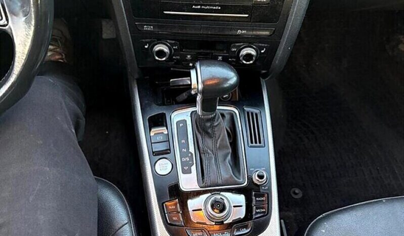 
								2015 Audi A4 2.0T quattro Progressiv full									