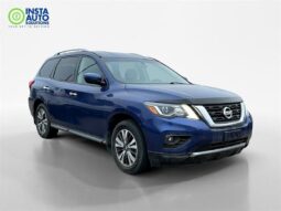 
										2017 Nissan Pathfinder SV full									