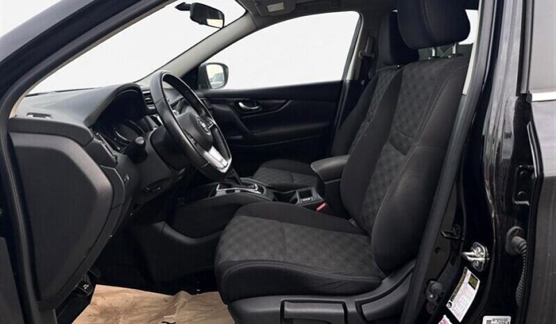 
								2018 Nissan Qashqai SV full									