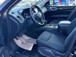 
										2018 Nissan Pathfinder S full									