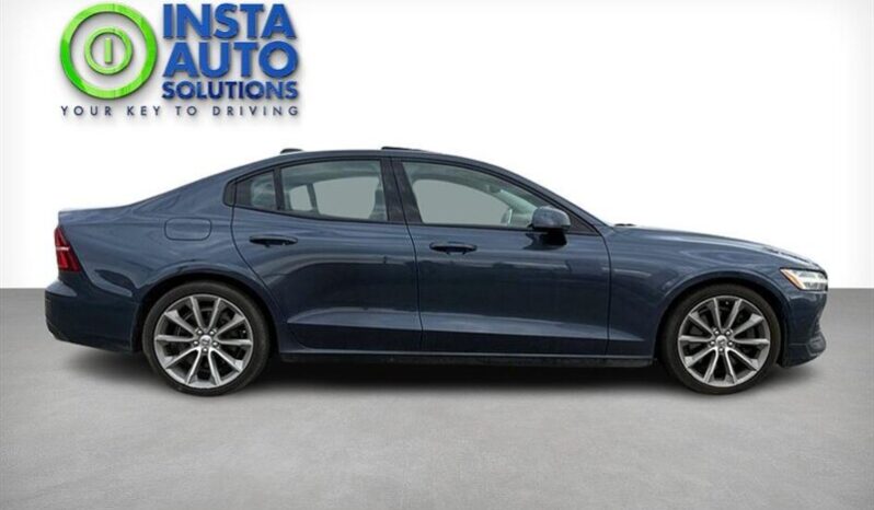 
								2020 Volvo S60 T6 Momentum full									