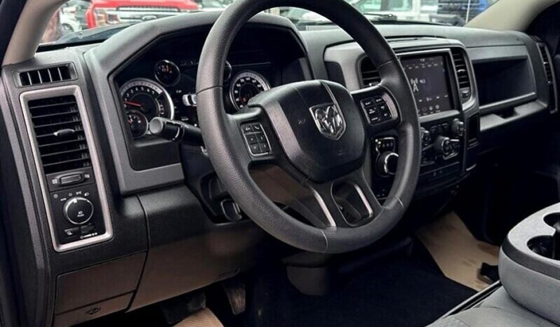 
								2020 RAM 1500 Express full									