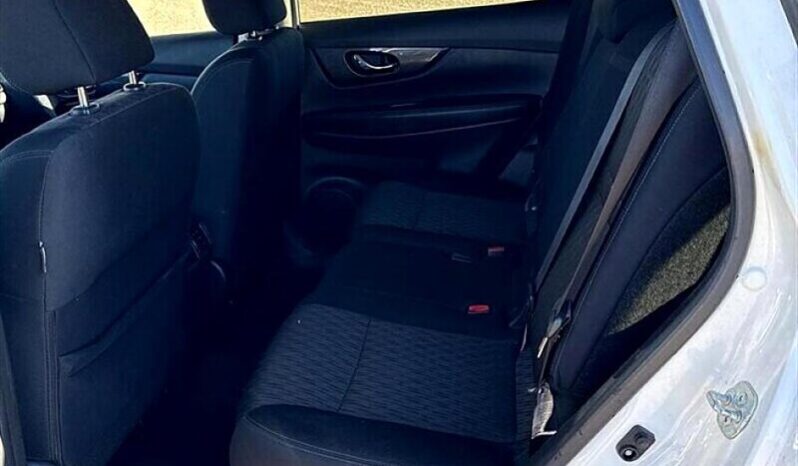 
								2018 Nissan Rogue SV full									