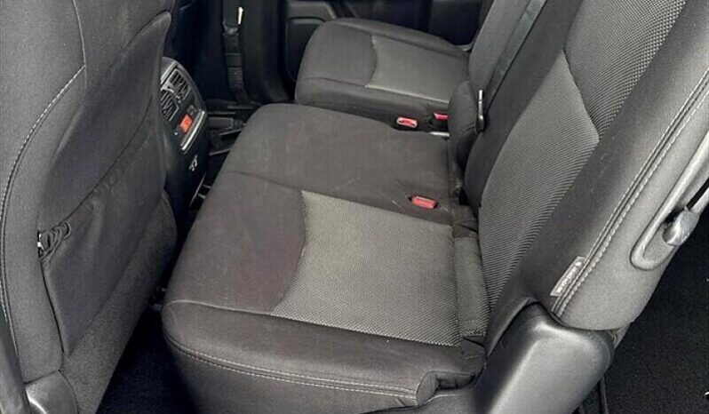 
								2020 Nissan Pathfinder S full									