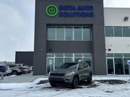 
										2019 Jeep Compass Upland full									