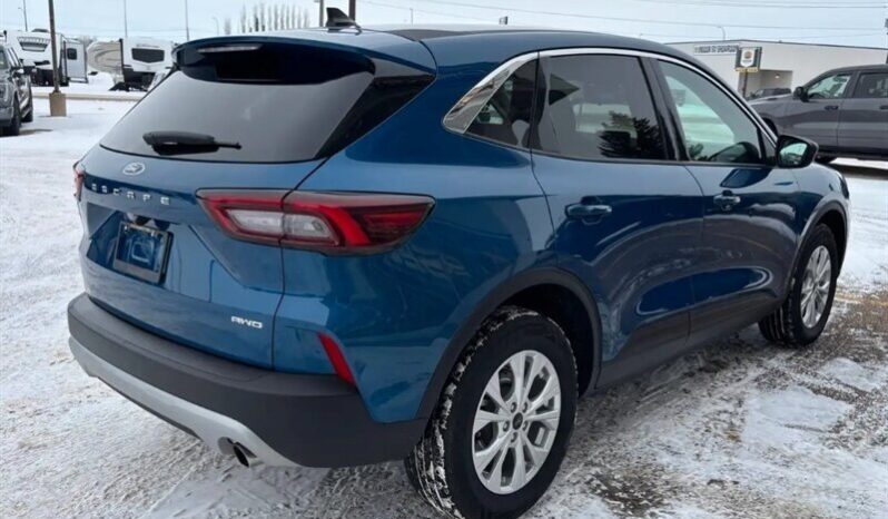 
								2023 Ford Escape Active full									