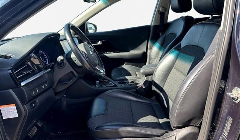 
								2020 Kia Niro Touring Special Edition full									