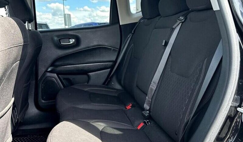 
								2021 Jeep Compass Freedom full									