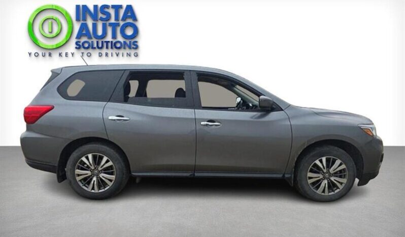 
								2018 Nissan Pathfinder S full									