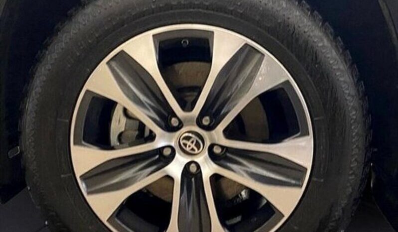 
								2023 Toyota Highlander XLE full									