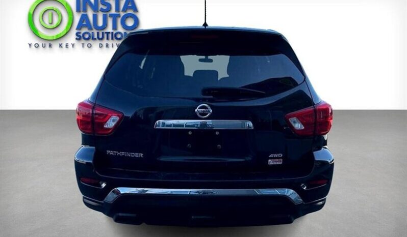 
								2018 Nissan Pathfinder S full									