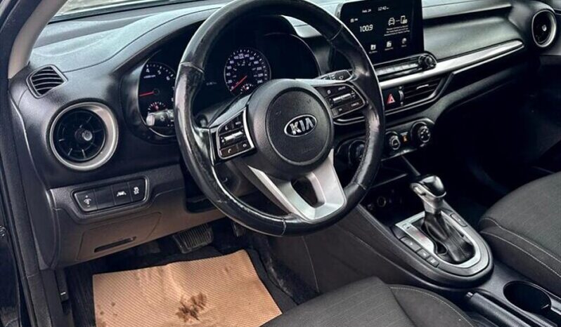
								2019 Kia Forte LX full									