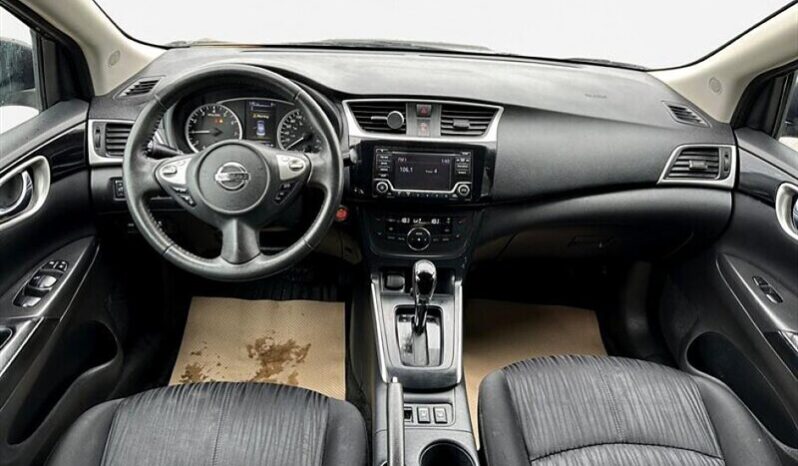 
								2018 Nissan Sentra SV full									
