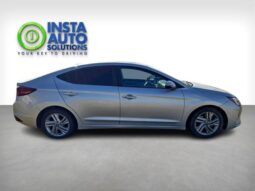 
										2020 Hyundai Elantra Preferred full									